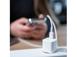 Kabel Vit USB-C – Lightning 1m MFi Green Cell Power Stream med snabbladdning Power Delwery för Apple iPhone